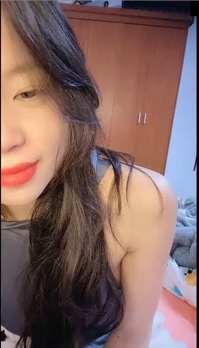 Lộ clip Nguyễn Thị Bích Vân địt bạn trai nước tuôn lênh láng